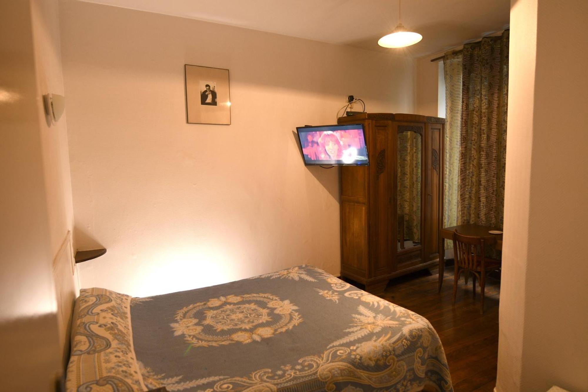 Doppelzimmer mit Gemeinschaftsbad/-WC